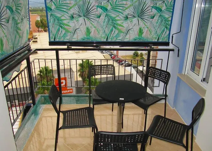 Piso Con Estilo Cerca De La Playa *